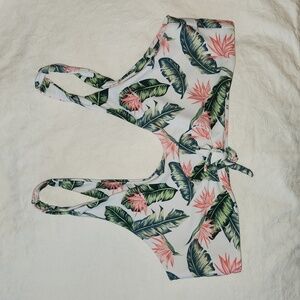 Tropical bikini top